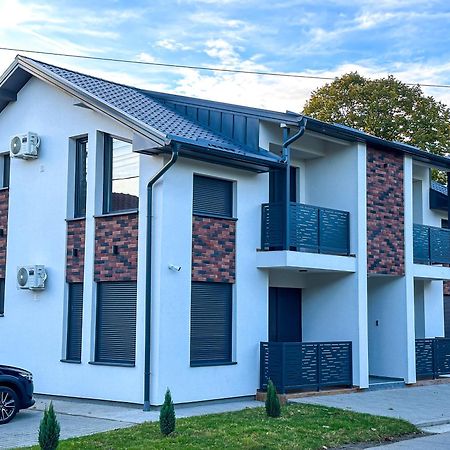 Kiko Apartmani Lux Nagybecskerek Kültér fotó