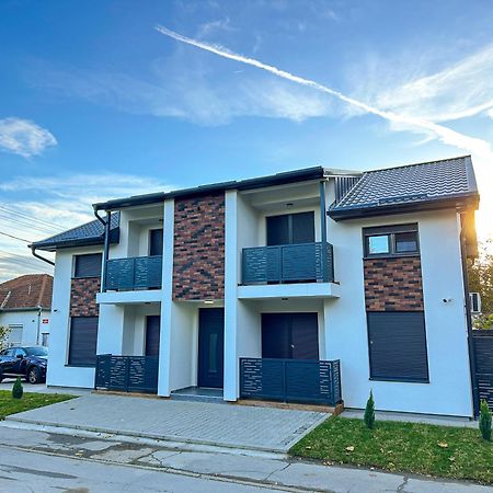 Kiko Apartmani Lux Nagybecskerek Kültér fotó