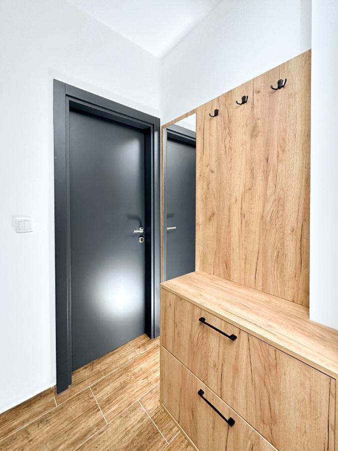 Kiko Apartmani Lux Nagybecskerek Kültér fotó