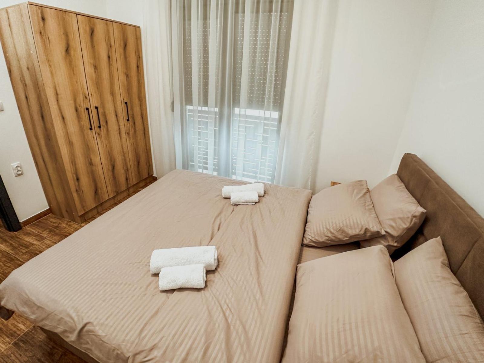 Kiko Apartmani Lux Nagybecskerek Kültér fotó