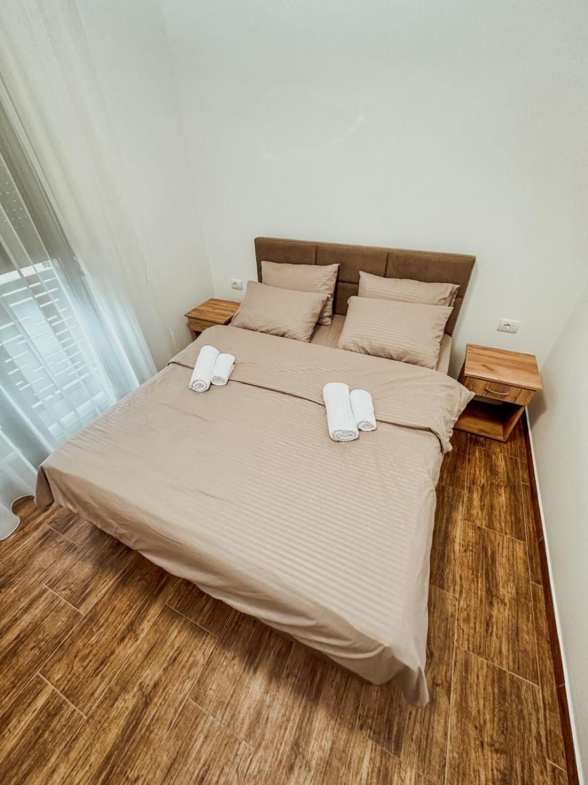 Kiko Apartmani Lux Nagybecskerek Kültér fotó