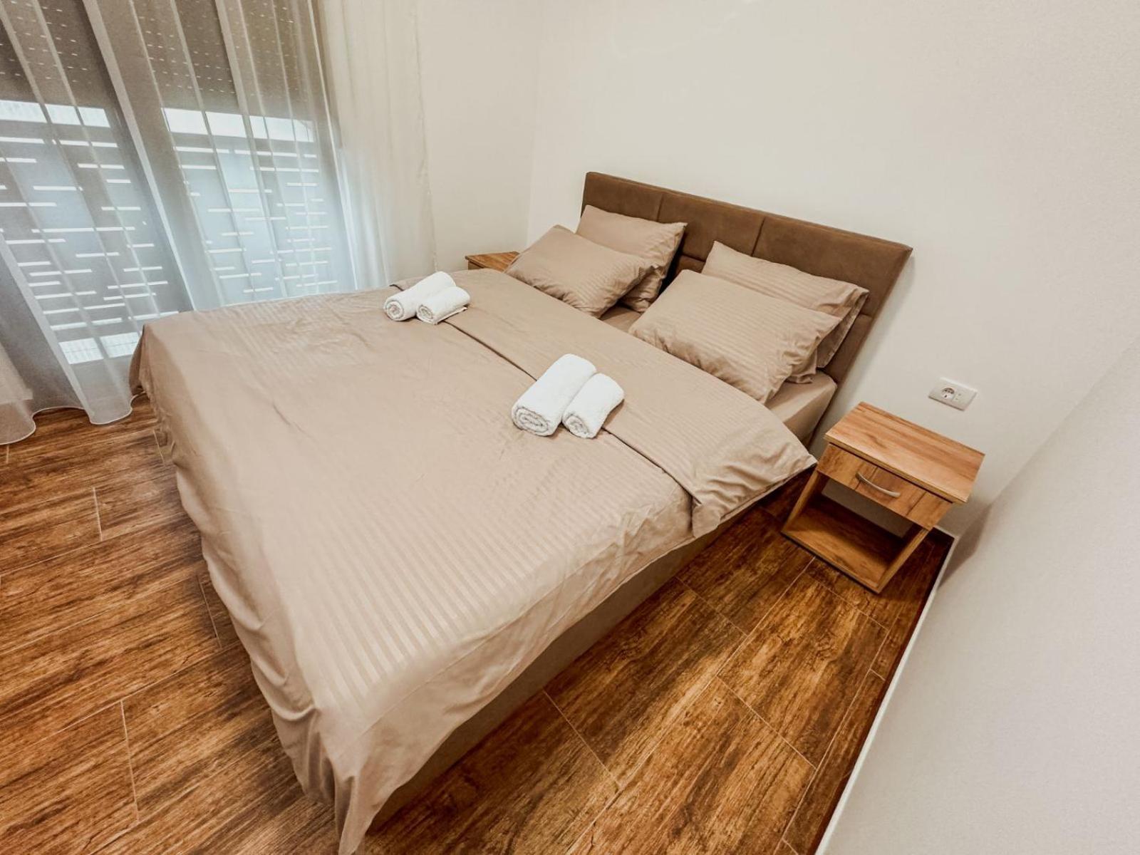 Kiko Apartmani Lux Nagybecskerek Kültér fotó