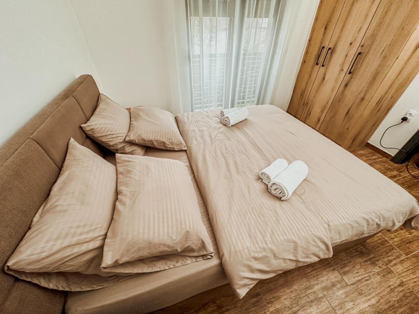 Kiko Apartmani Lux Nagybecskerek Kültér fotó